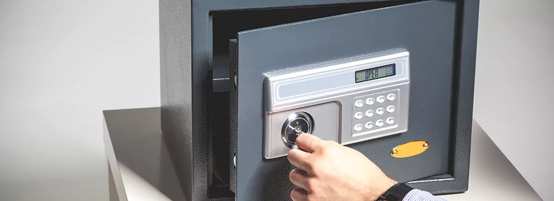 Safe Opening Repair in East Lake-Orient Park